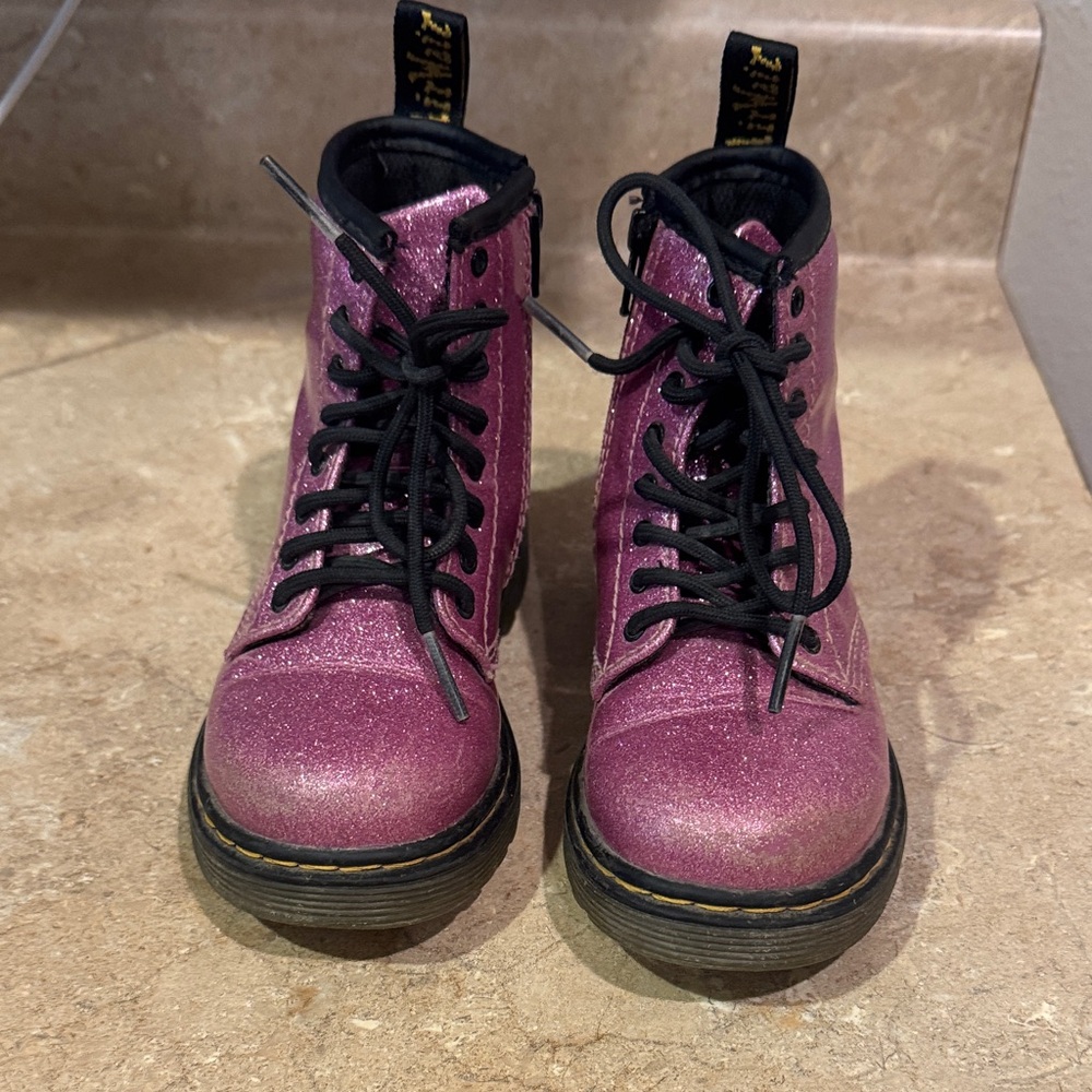 Dr. Martens Kids Boots in Sparkly Pink